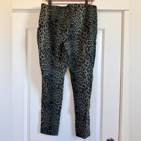 INC International Concepts Black and Olive Green Leopard Print Leggings - Picture 3 of 5